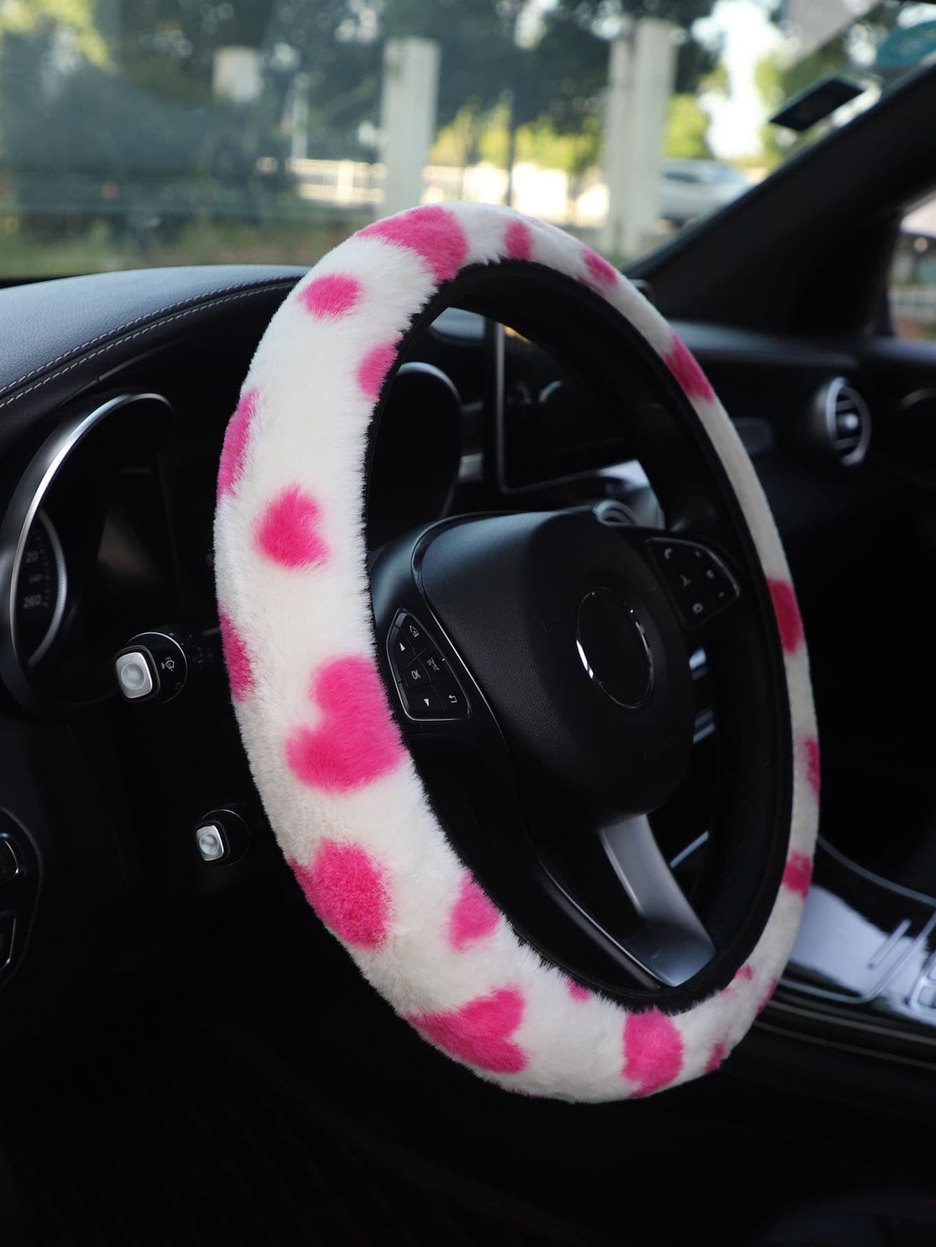 MEIKAXIU 1Pc Plush Heart Shape Steering Wheel Cover, Warm for Winter Car Interior Accessories