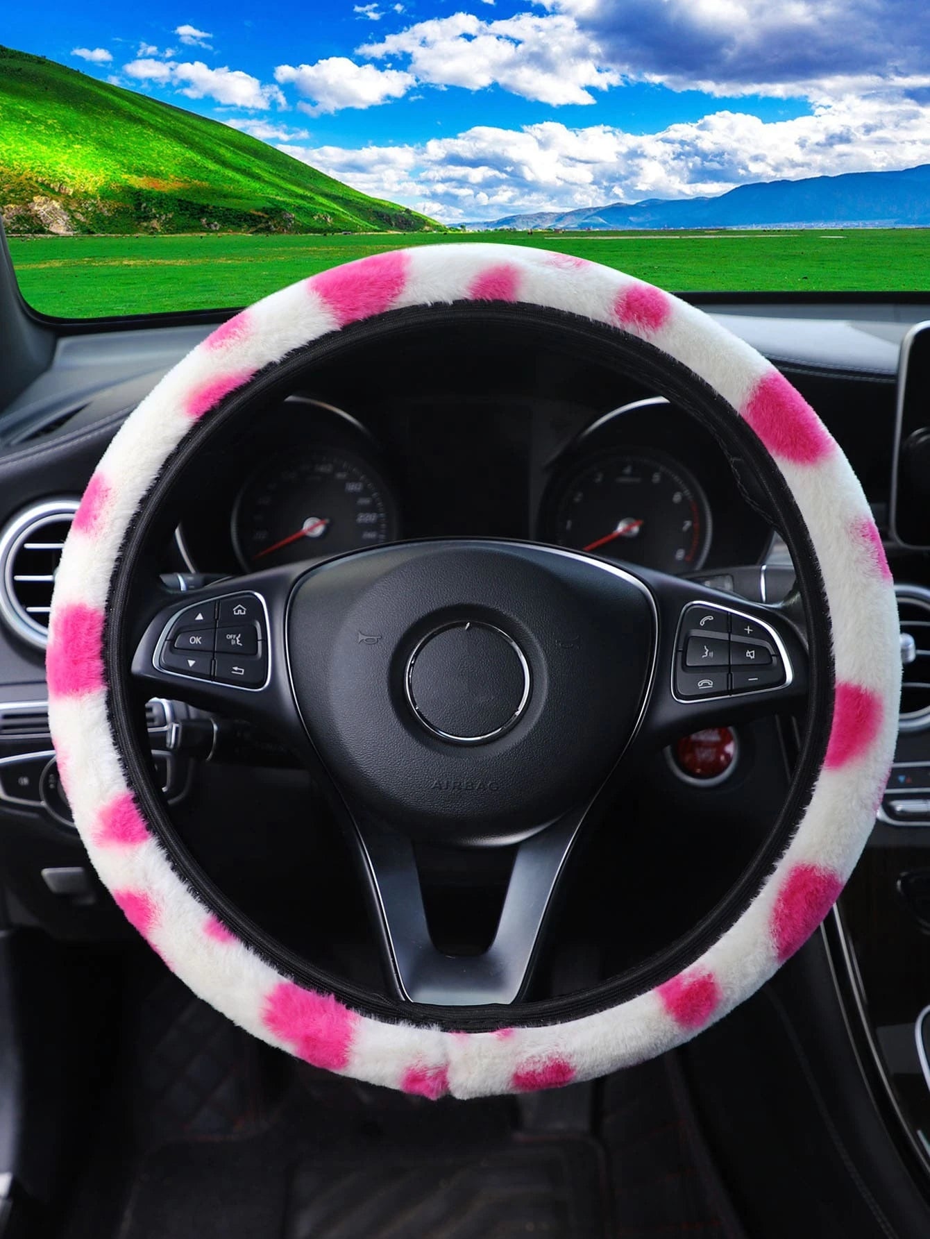 MEIKAXIU 1Pc Plush Heart Shape Steering Wheel Cover, Warm for Winter Car Interior Accessories